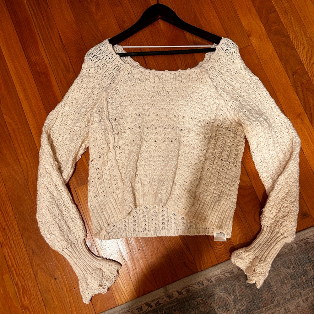 Free people sweater size small